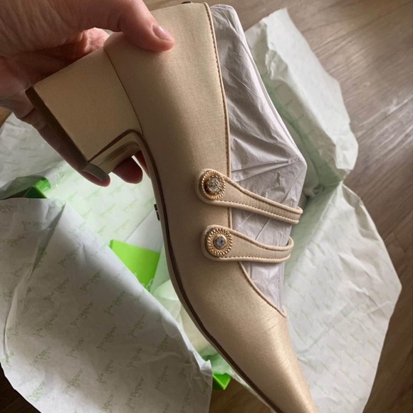 Sam Edelman Ivory Block Heels Size 8 - Picture 4 of 7